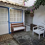 Charmosa Casinha Em Geriba